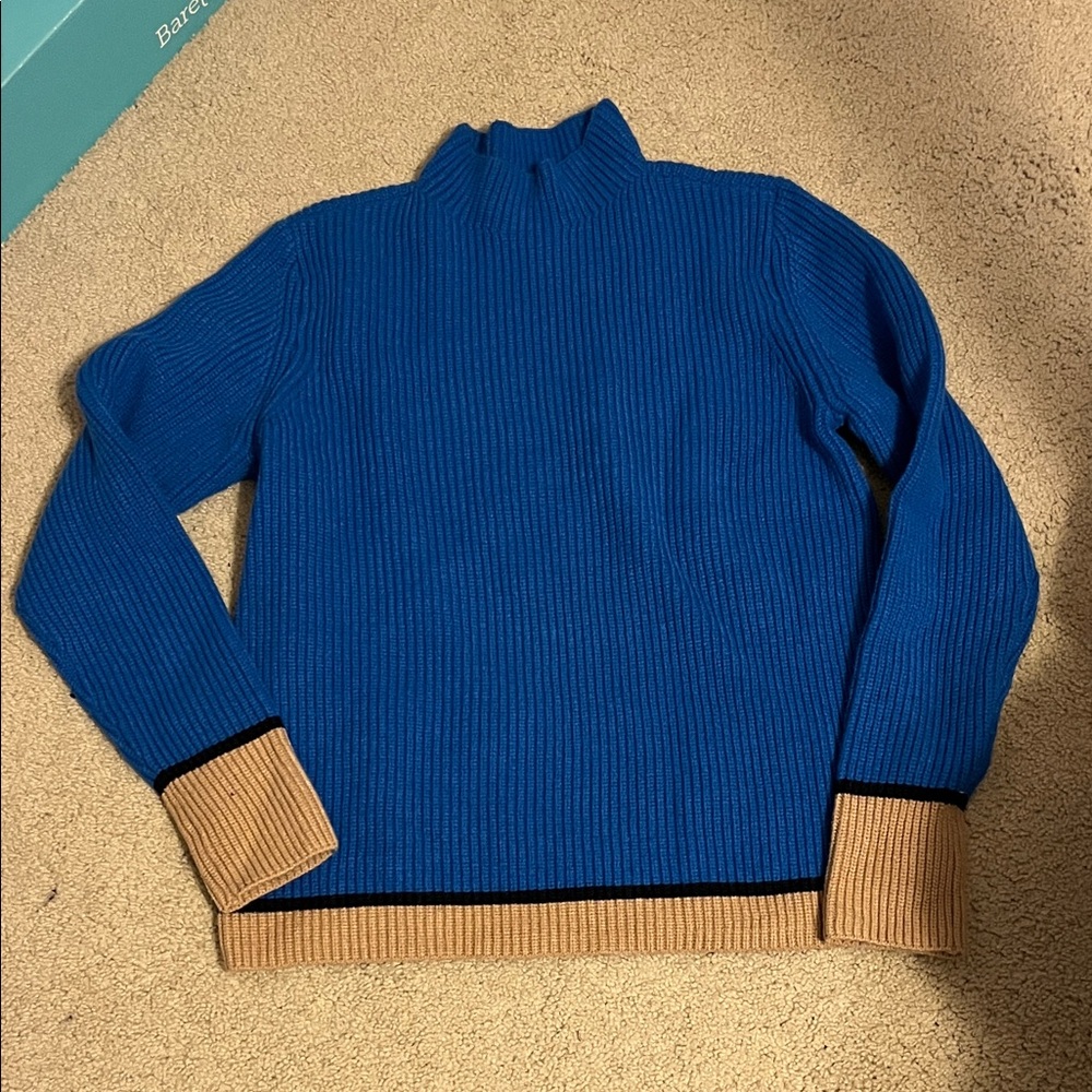 Ann Taylor Blue and Tan Sweater